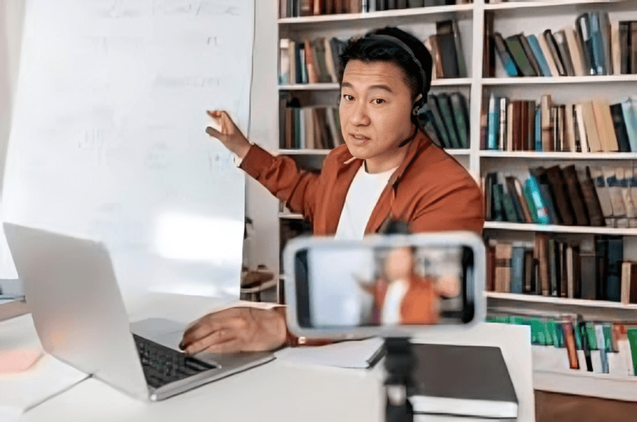 Read more: Online Teaching Platform Guide